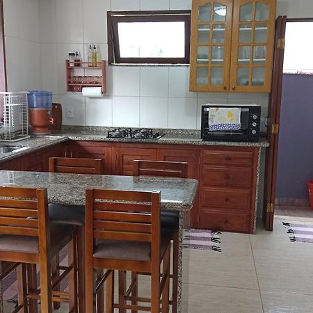 Casa Roxa Com Piscina Em Condominio Paraty Quarto foto